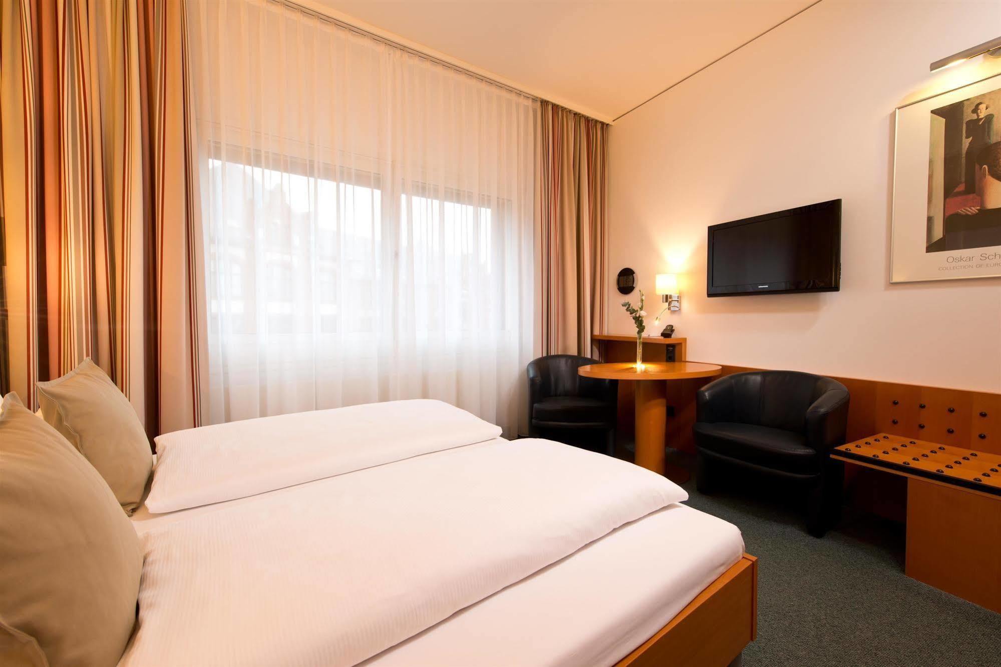 Hotel Am Borsigturm Berlin Ngoại thất bức ảnh